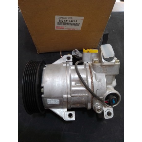 COMPRESSORE ARIA CONDIZIONATA DENSO TOYOTA YARIS 99- ORIGINALE 88310-0D070