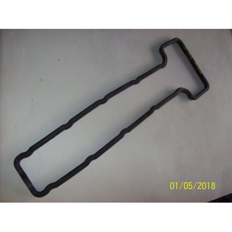 GUARNIZIONE COPERCHIO VALVOLE PEUGEOT 305 1^S. 1.5 Diesel- 024941-0249.41